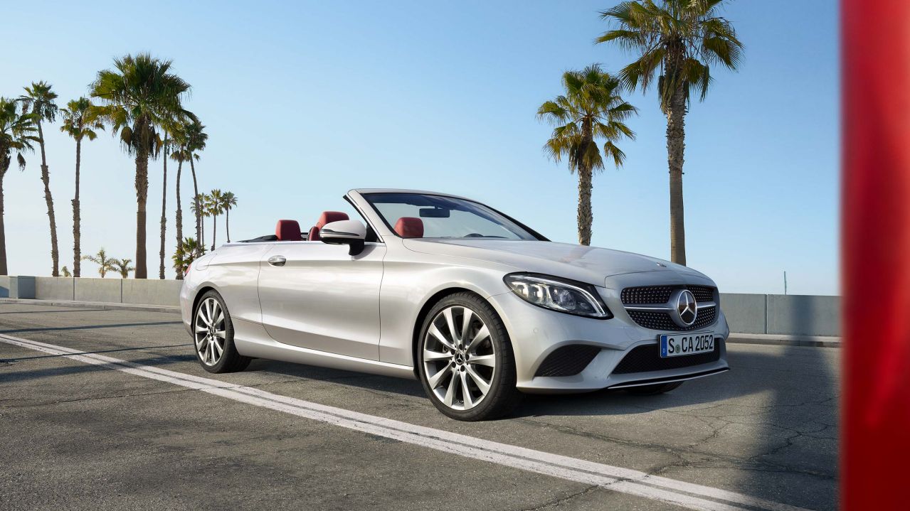 Mercedes třídy C cabriolet | sportovní, luxusní auta prémiové střední třídy | nová auta | skladem | objednání online